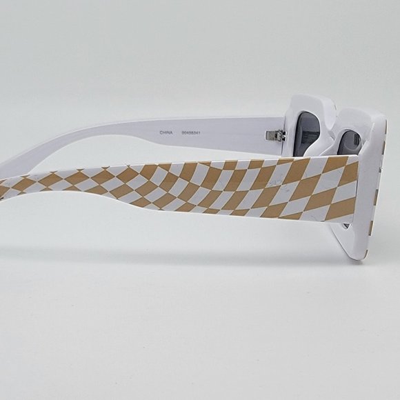 *SOLD* Forever 21 00458341 Brown Checkered Frame Grey Lens Bad Bunny Sunglasses - Picture 5 of 12